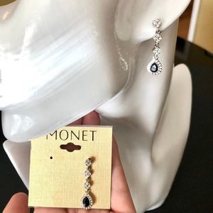 NWT Vintage Signed Monet Silver & Black Teardrop Crystal Trim Dangly Earrings